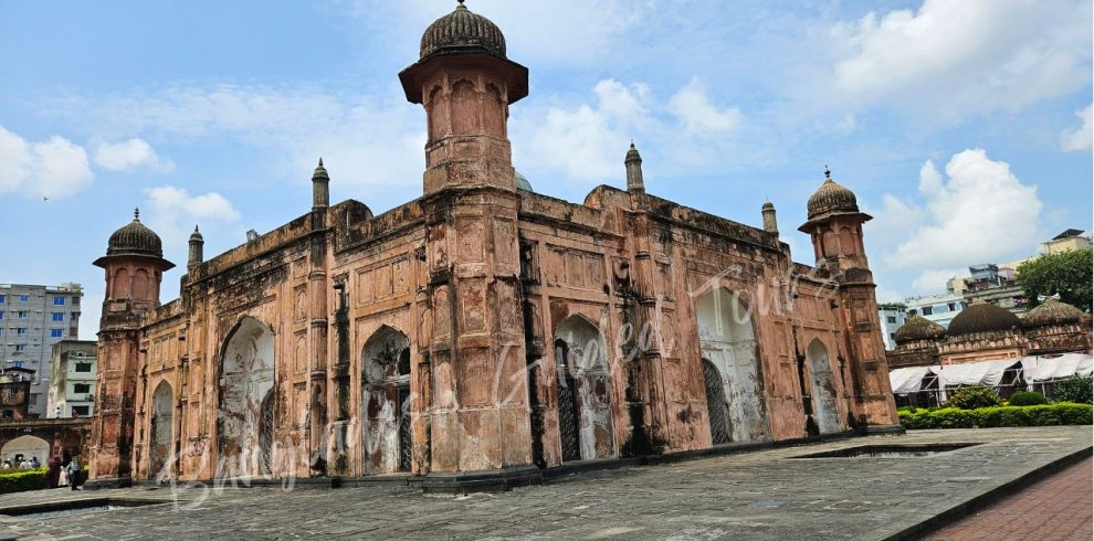 Lalbagh Fort Mughal architecture historic fort in Old Dhaka Bangladesh