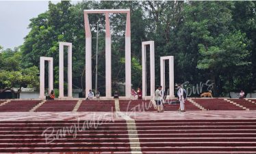 Shaheed Minar Language Movement memorial monument Dhaka University Bangladesh
